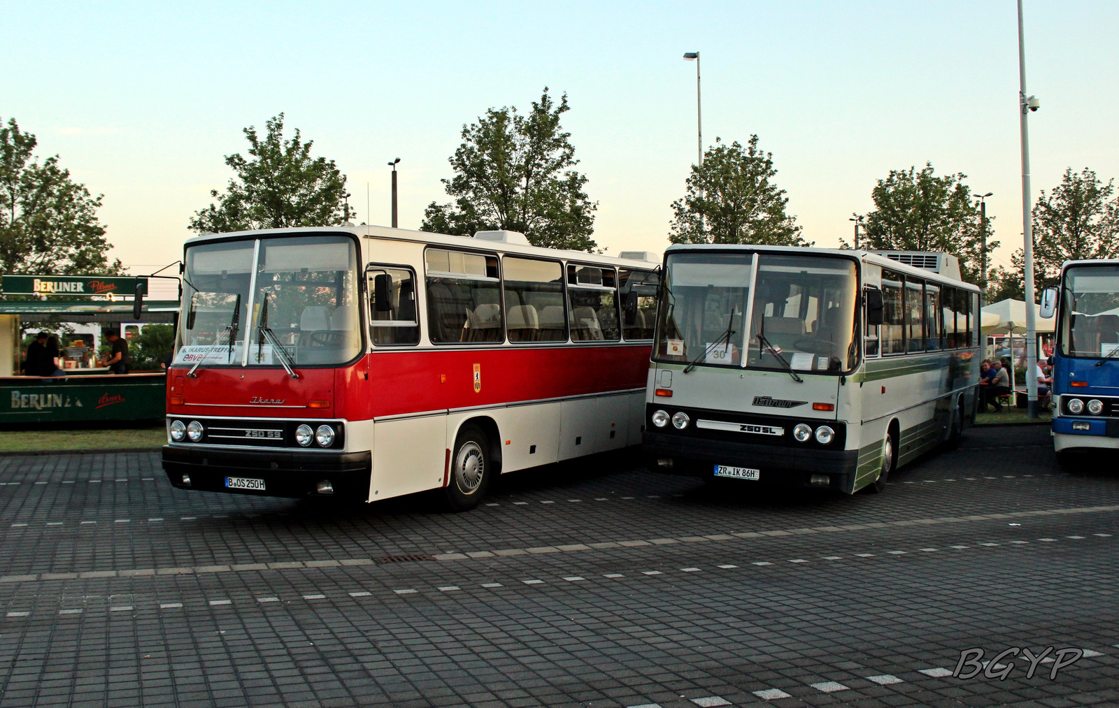 Ikarus 250SL (ZR-IK 86H)