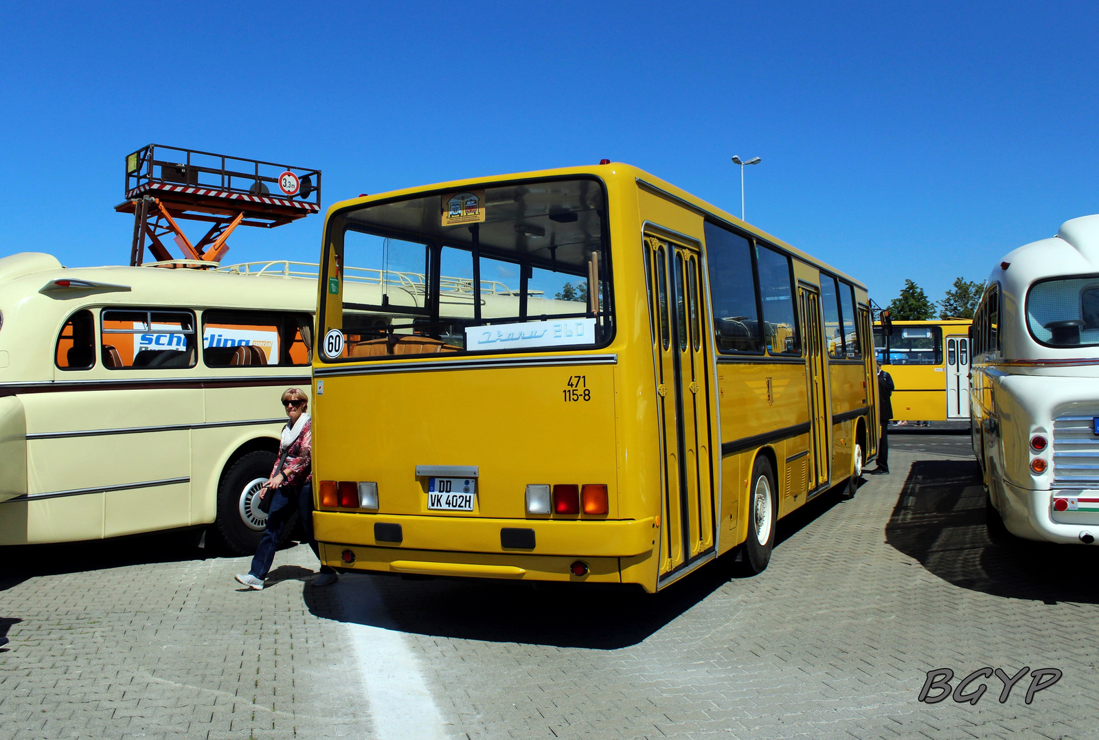 Ikarus 260.02 (DD-VK 402H)