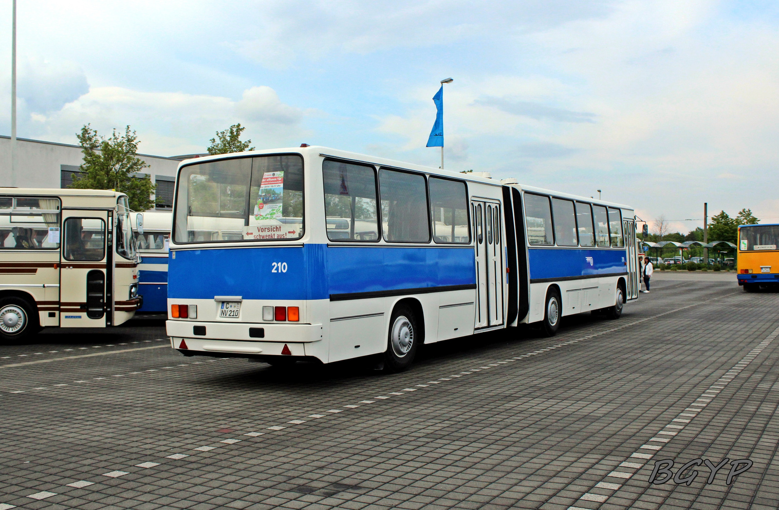 Ikarus 280.03 (C-NV 210)