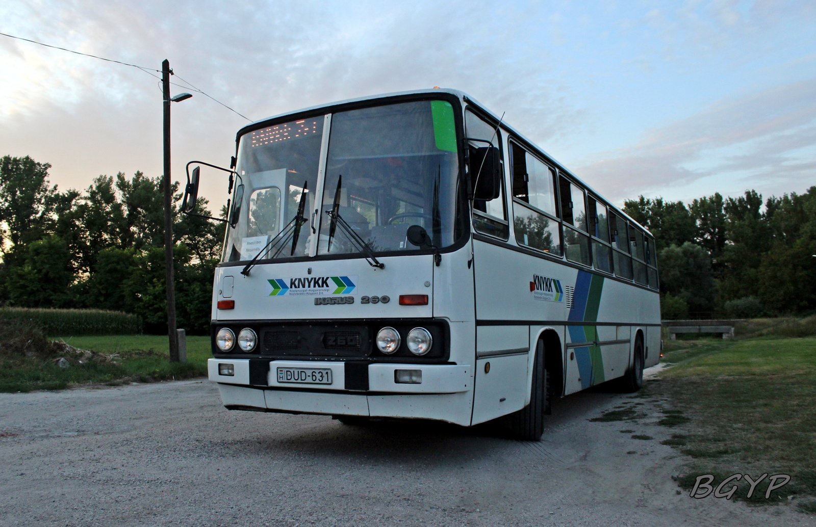 Ikarus 260.20M (DUD-631)