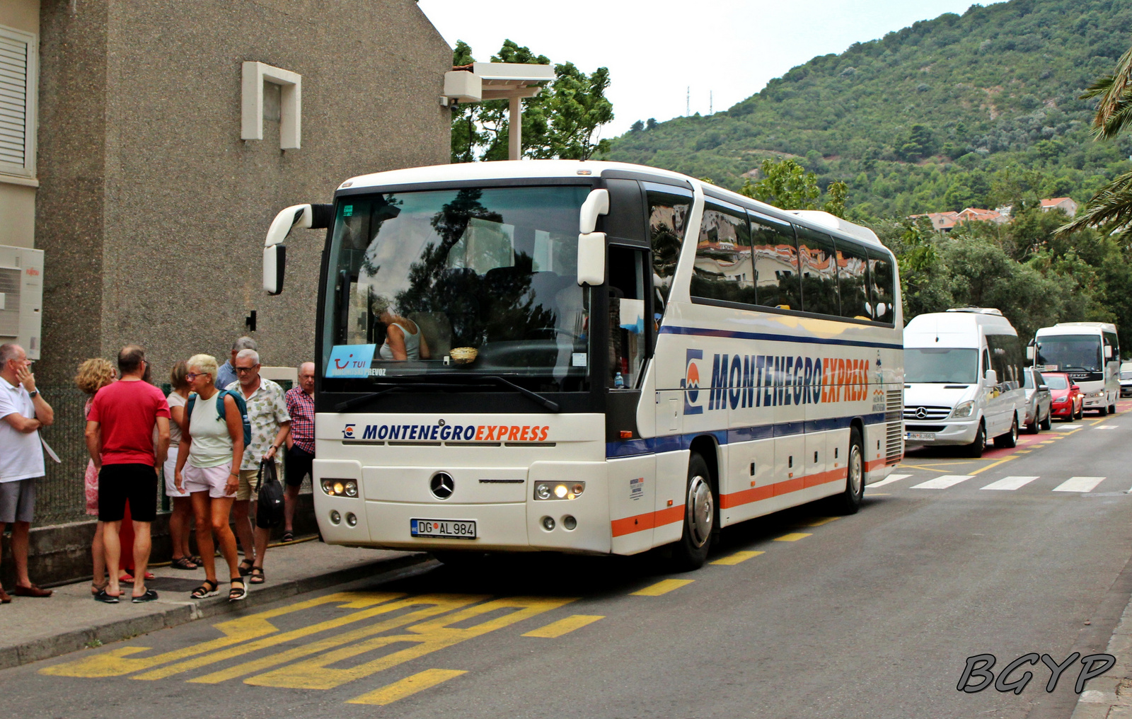 Mercedes-Benz Tourismo (DG AL984)