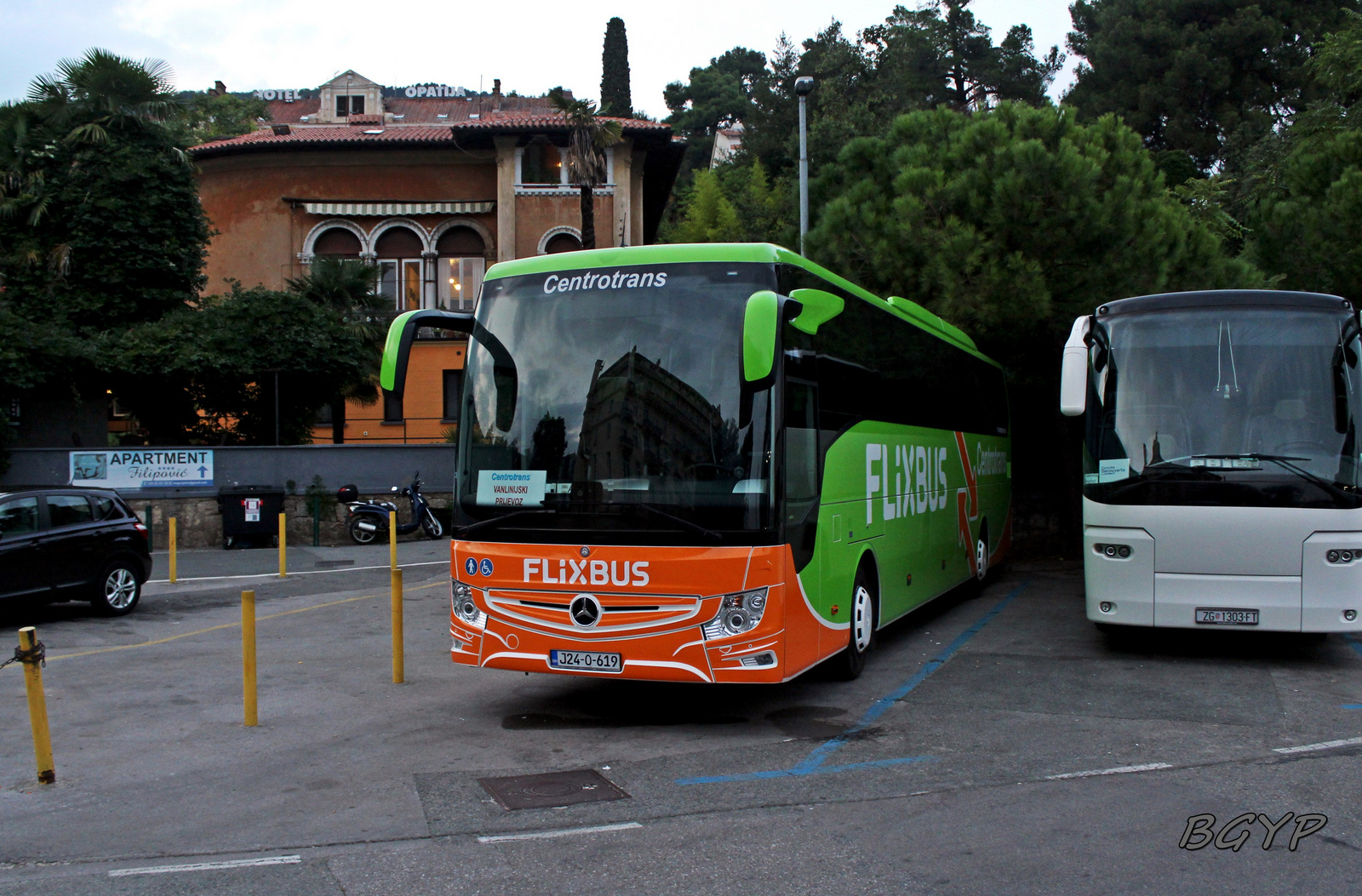 Mercedes-Benz Tourismo (J24-O-619)