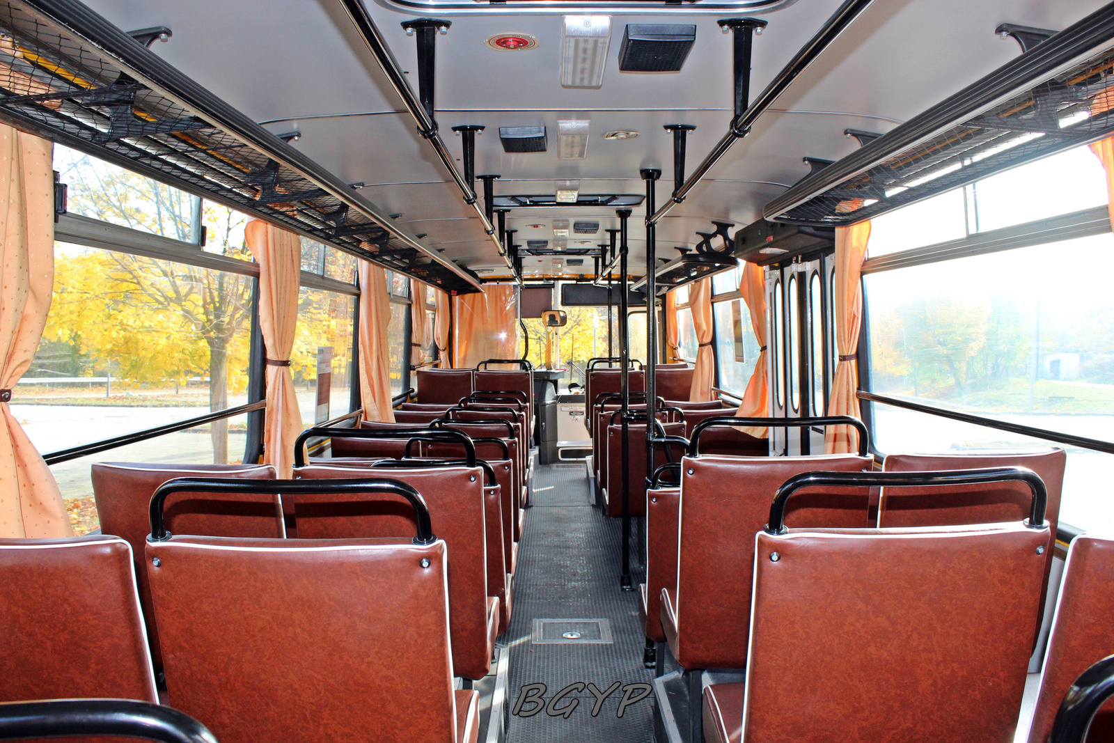 Ikarus 266.25 (NLZ-628)