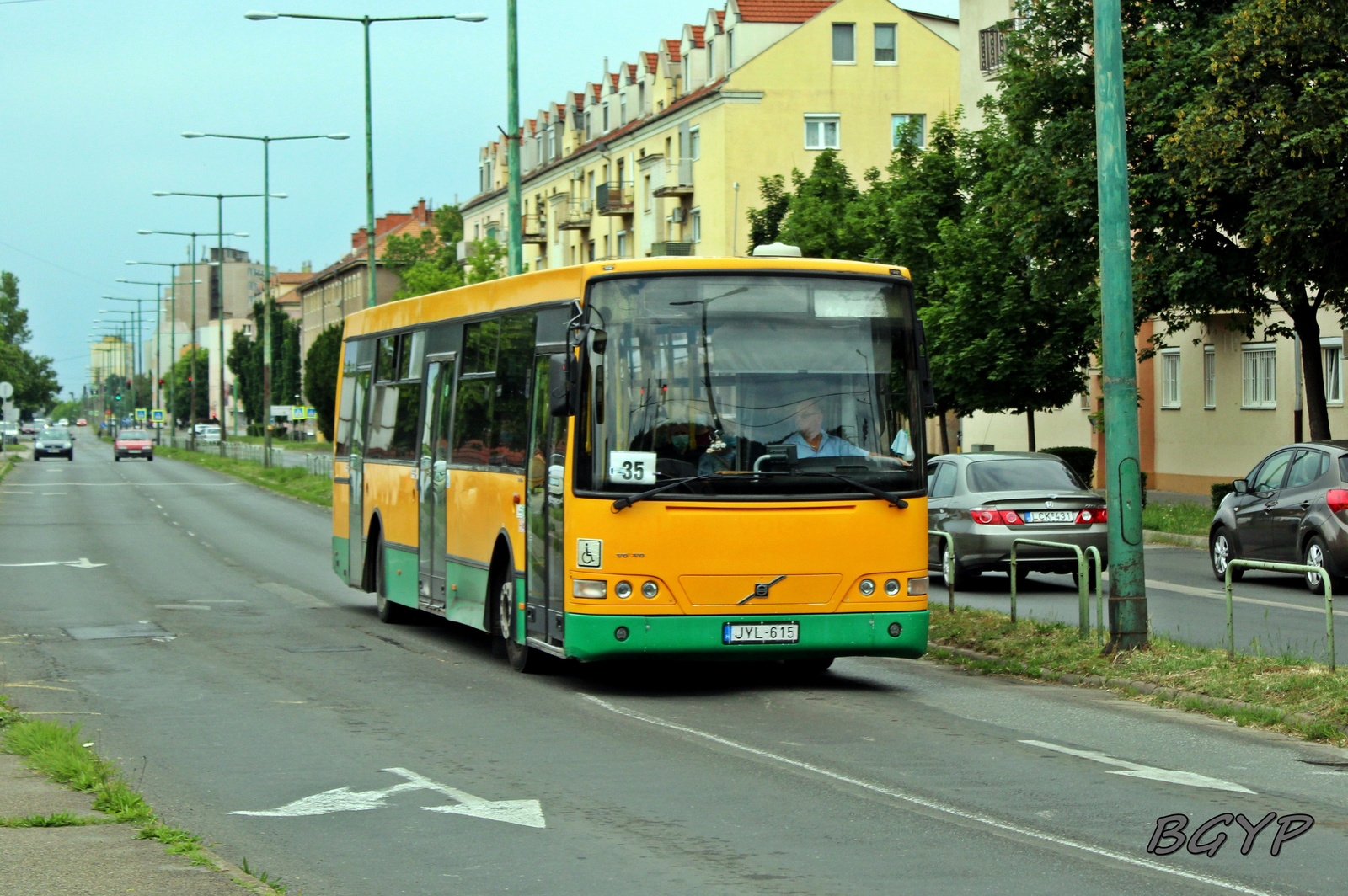 Volvo Alfa Localo (JYL-615)