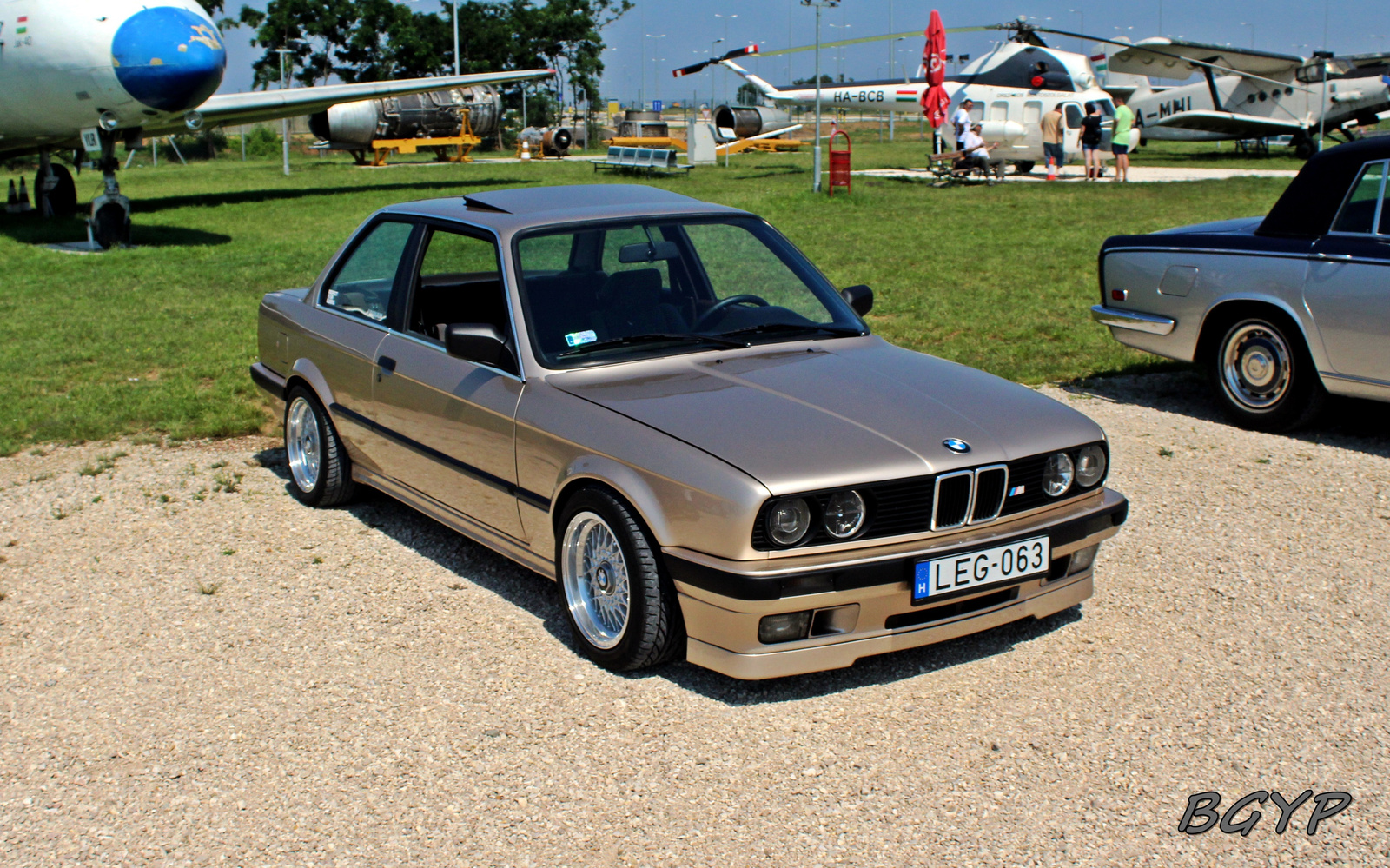 BMW 318I