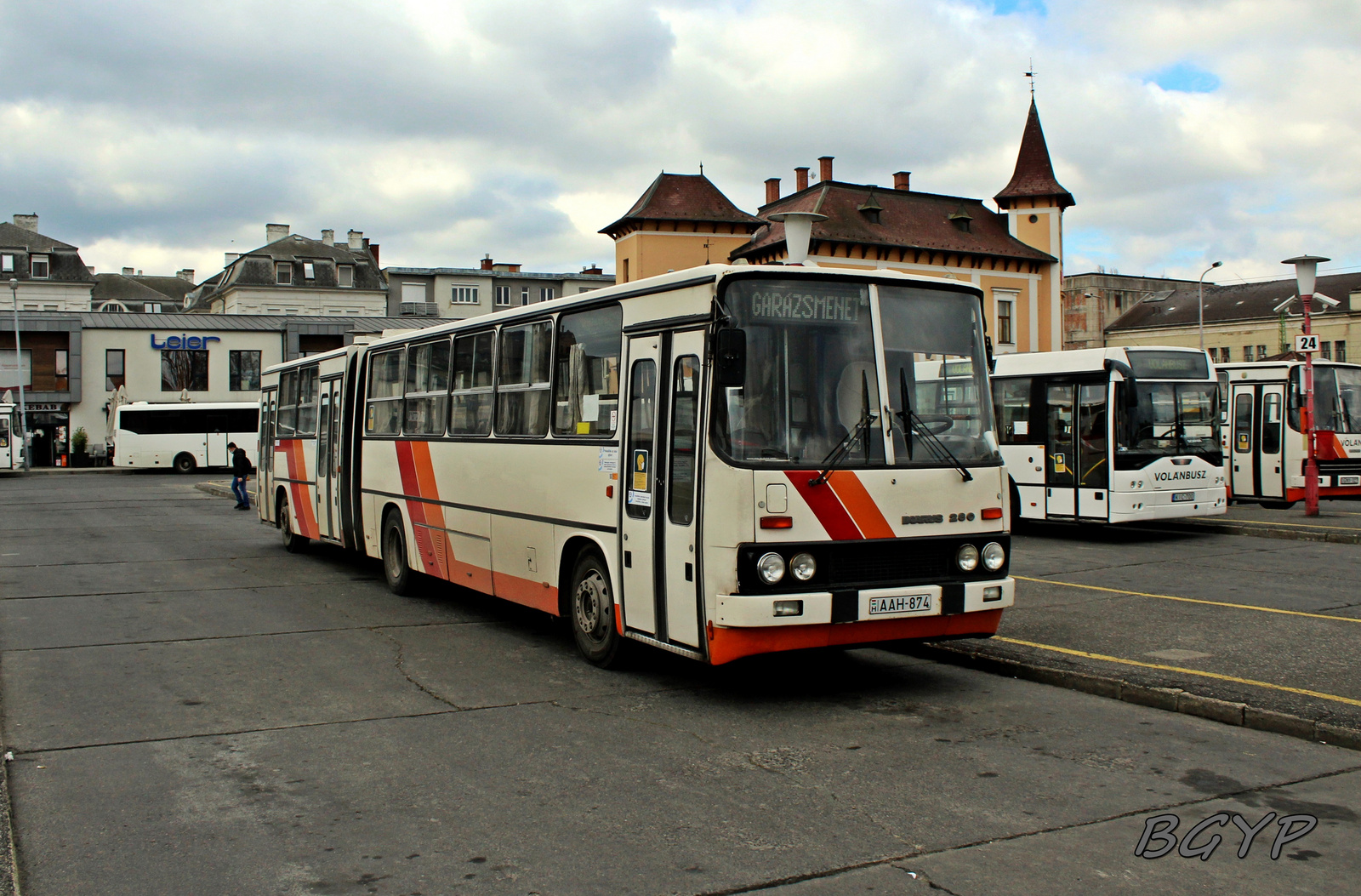 Ikarus 280.54 (AAH-874)