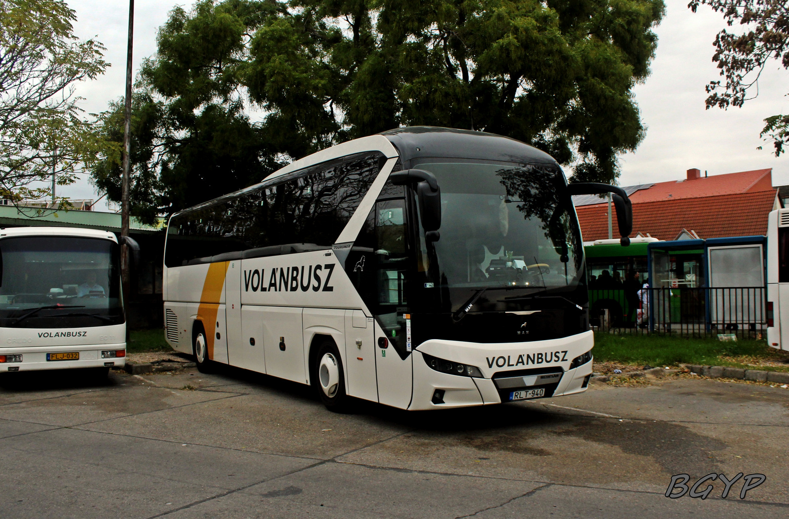 Neoplan Tourliner (RLT-940)