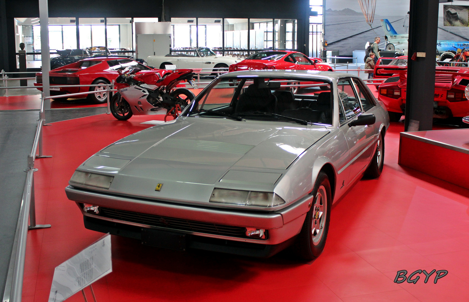 Ferrari 365 GT4