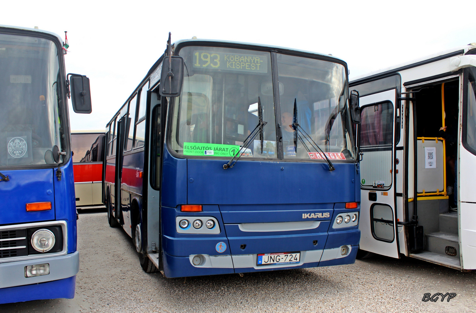 Ikarus 260E (JNG-724)