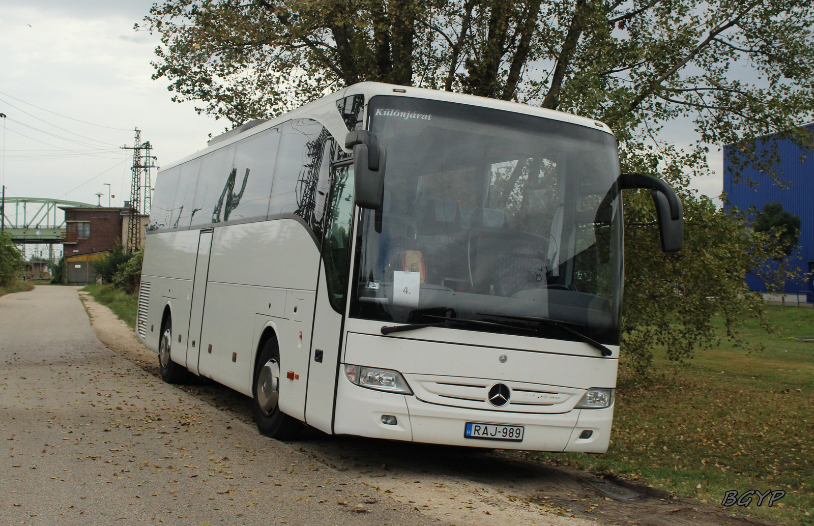 Mercedes-Benz Tourismo (RAJ-989)