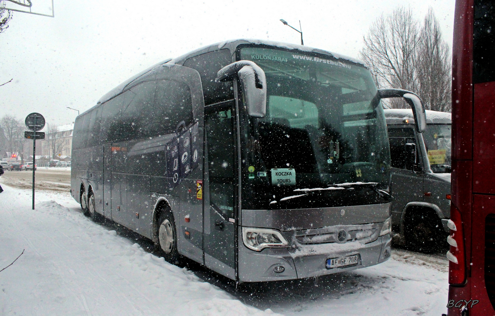 Mercedes-Benz Travego (AE GE-208)