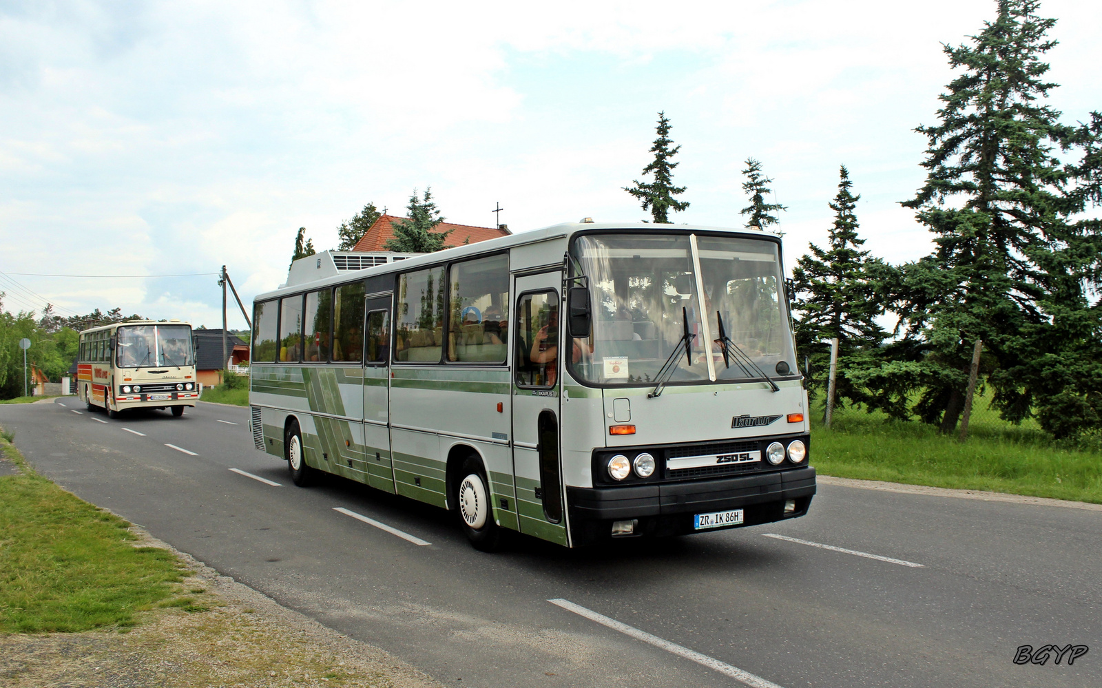 Ikarus 250SL (ZR-IK 86H)