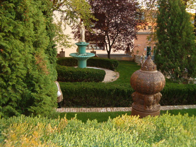 PÉCS ZSOLNAY 071