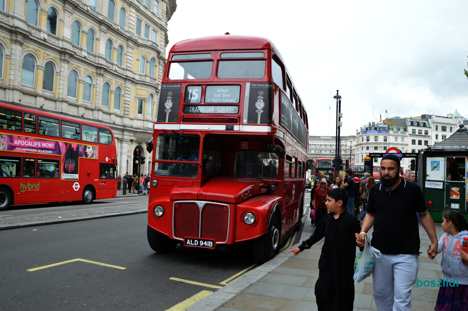 DSC 6100 London