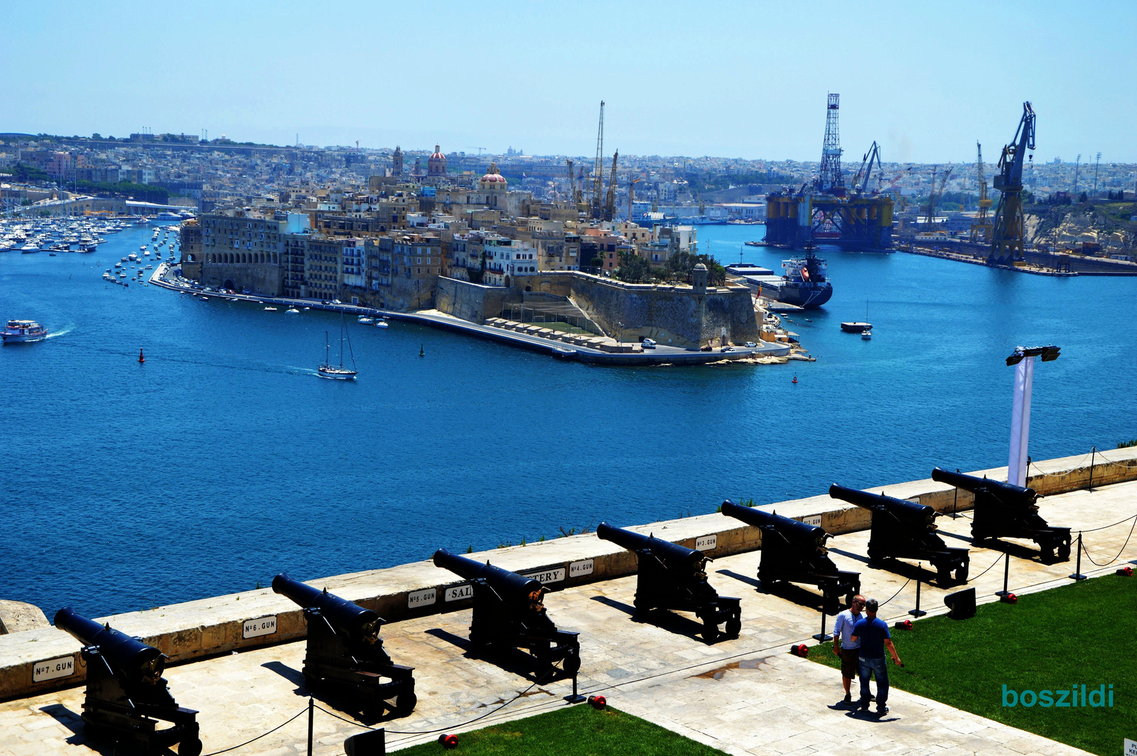 DSC 8089 Valletta, Felső Barakka kertből