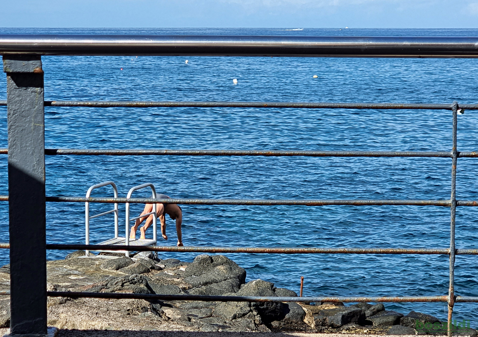 La Caleta, fejesugrás