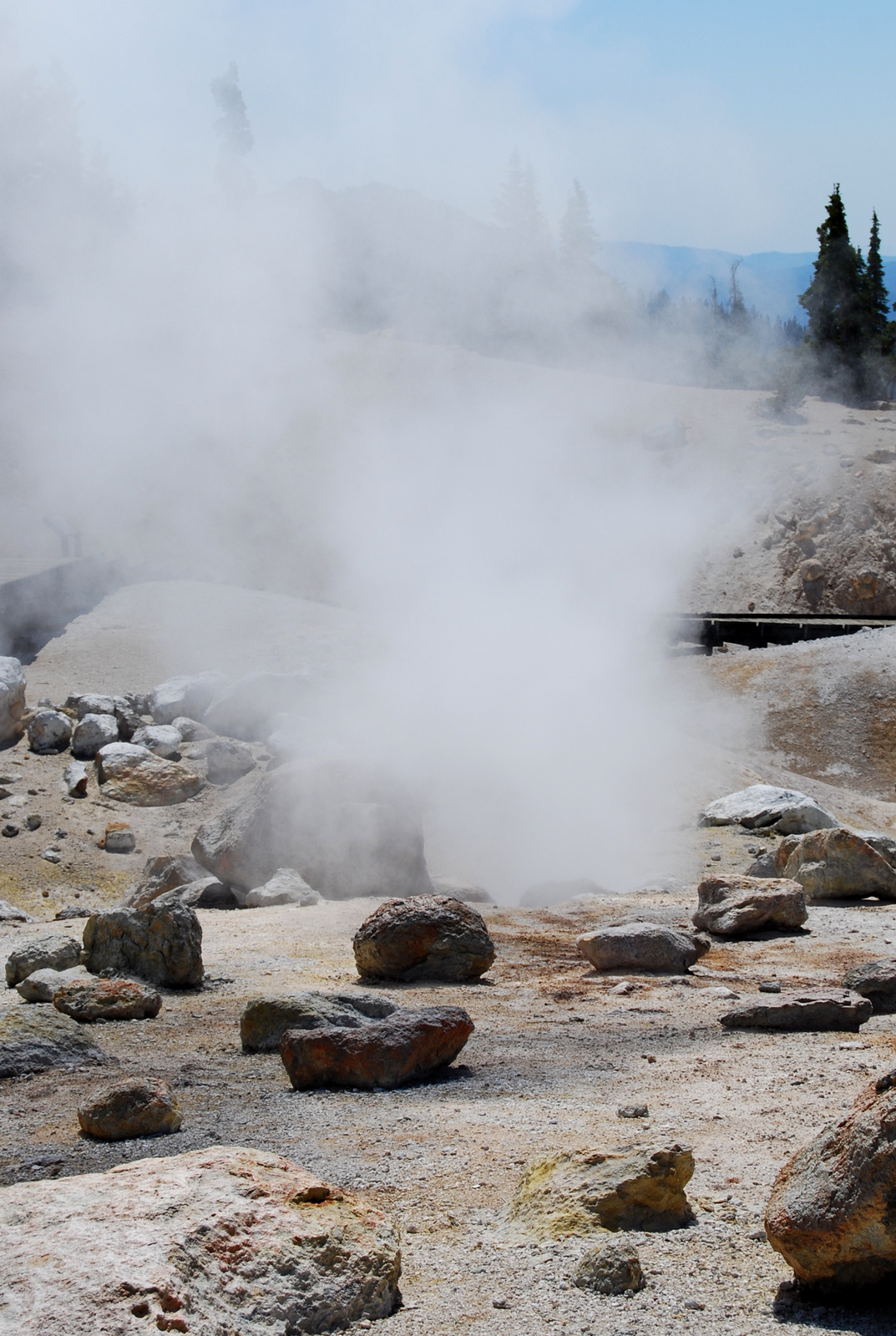 US12 0918 033 Bumpass Hell, Lassen NP, CA