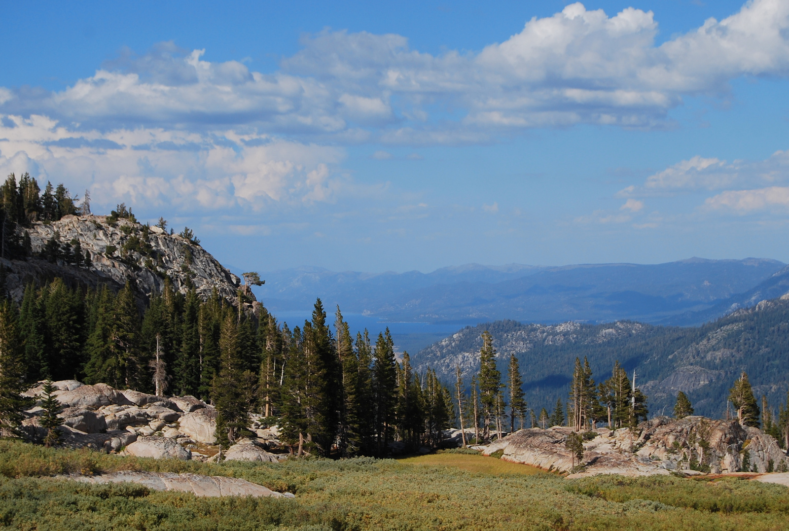 US12 0922 033 Lake Tahoe Basin, CA