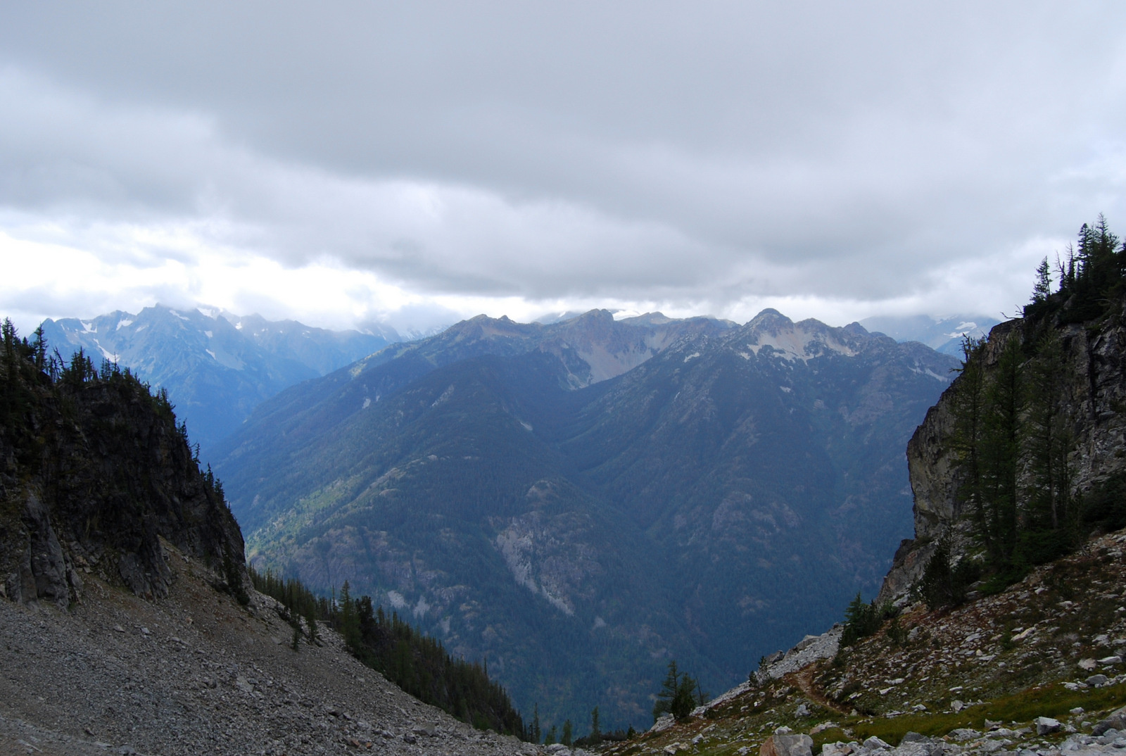 US13 0916 021 McGregor Mtn Trail, Stehekin Valley, WA