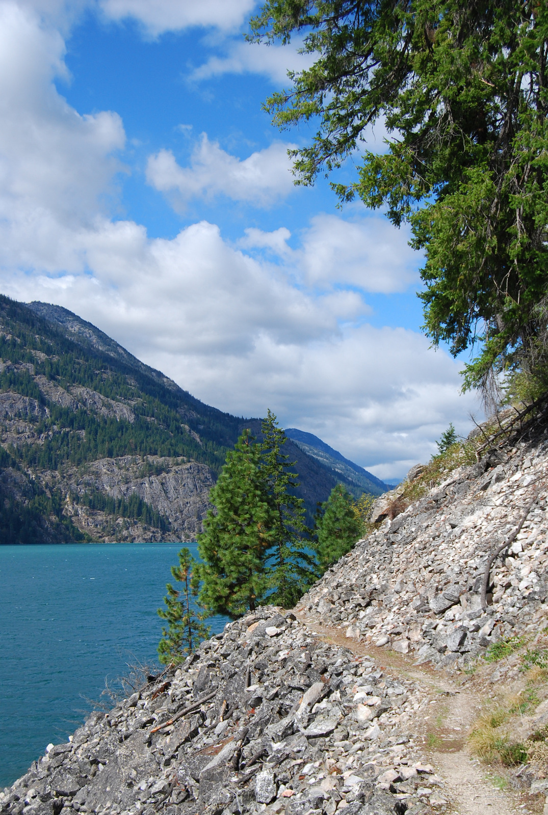 US13 0918 028 Lakeshore Trail, Stehekin, WA