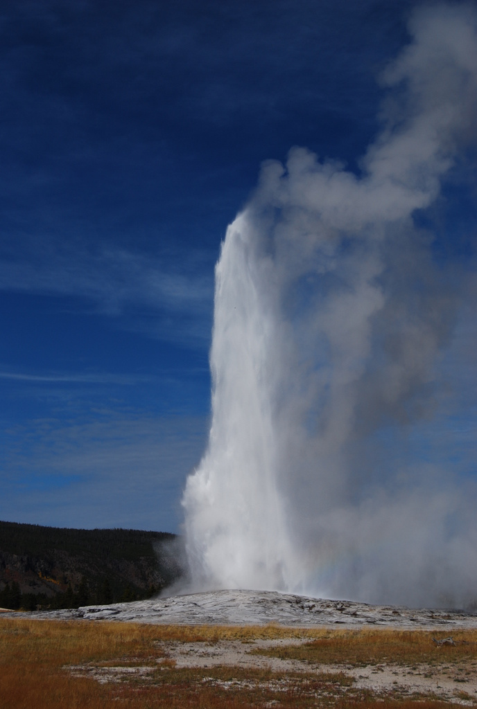 US 2010 Day08  061 Old Faithful Geyser, Yellowstone NP, WY