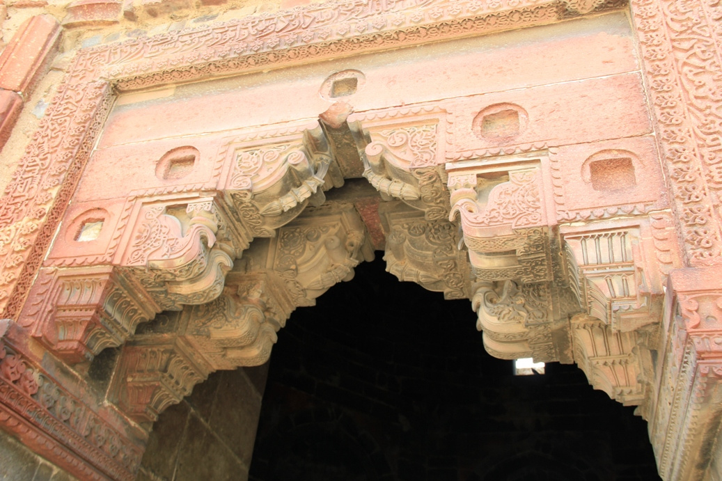 Bada Gumbad felrészlet1