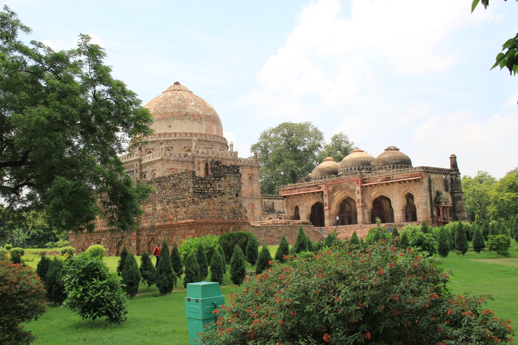 Bada Gumbad távolról2