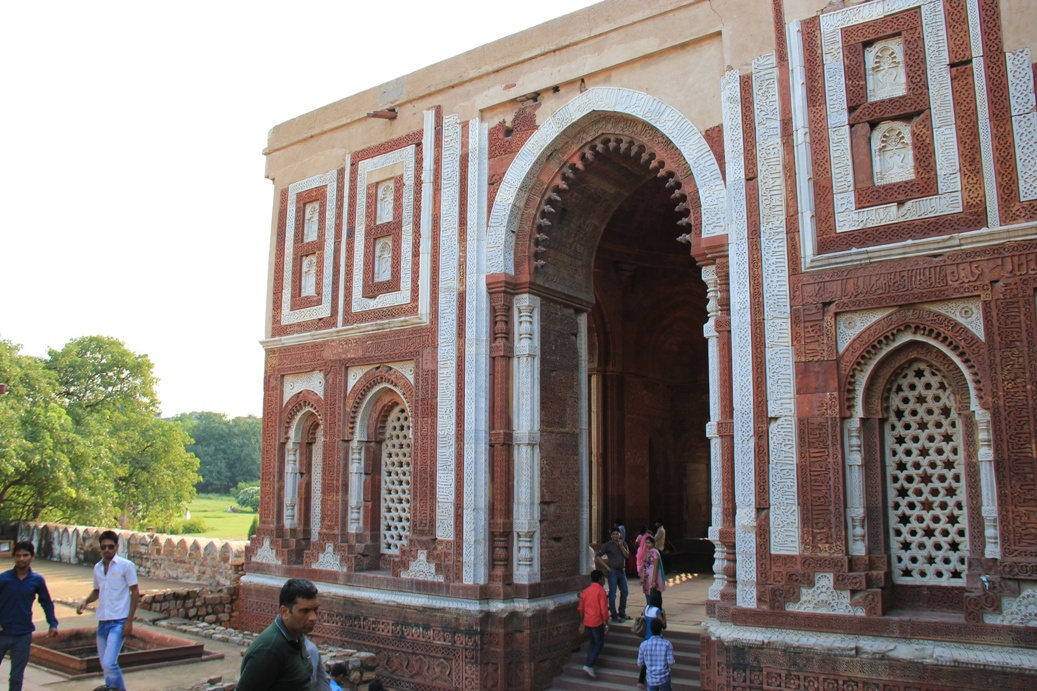 Qutab Minar4