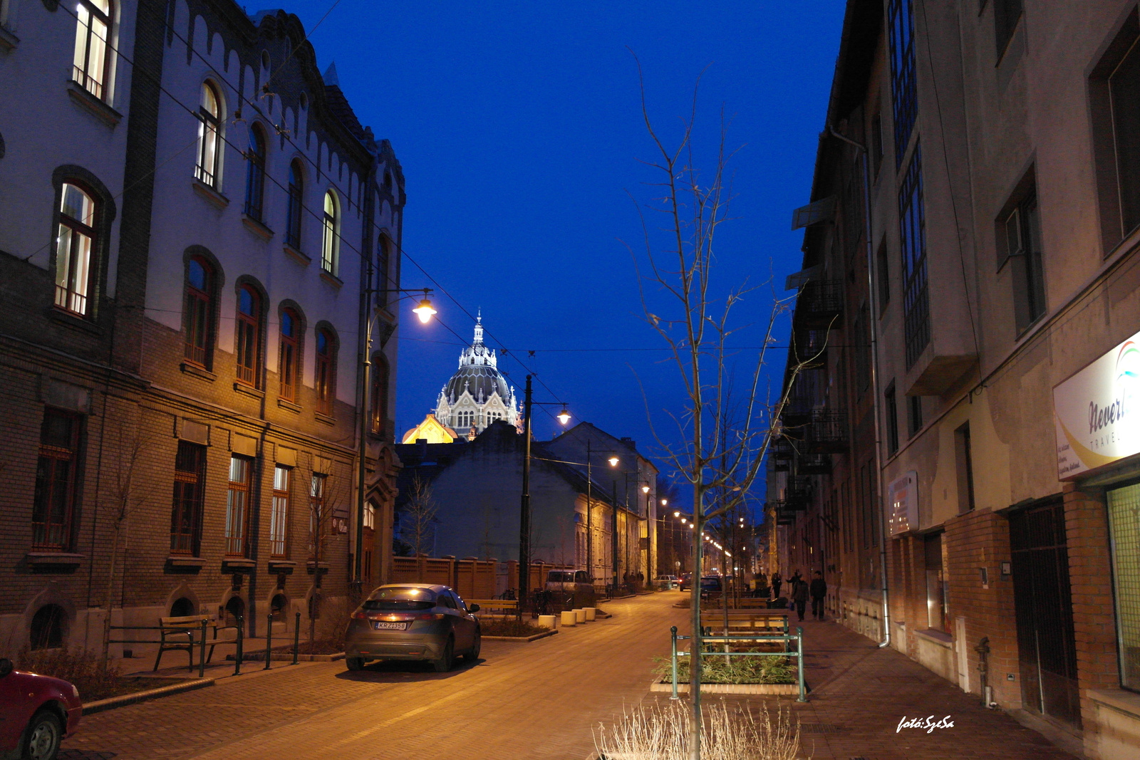 Kék órás utca kép