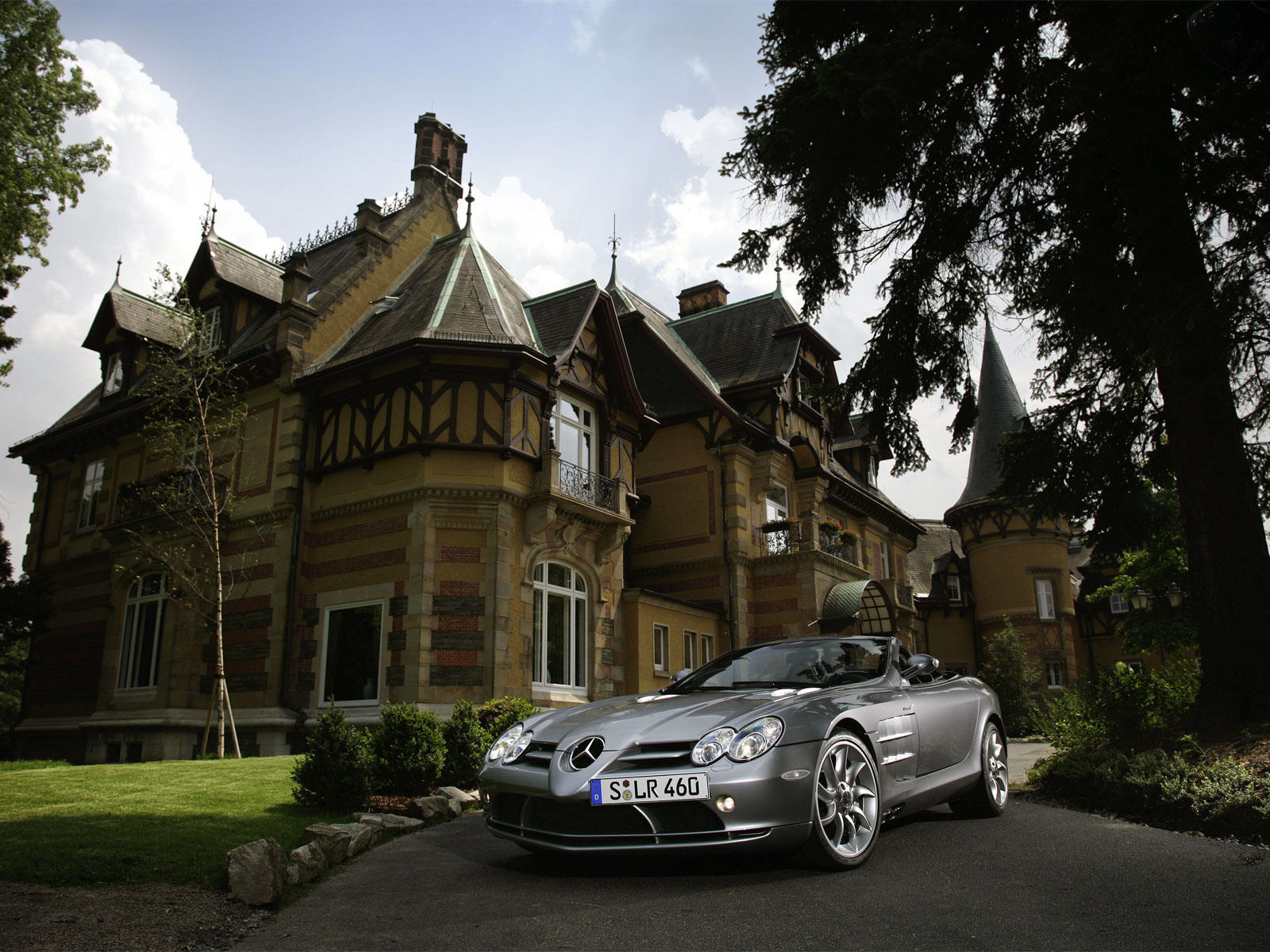 2008-Mercedes-Benz-SLR-McLaren-Roadster-01