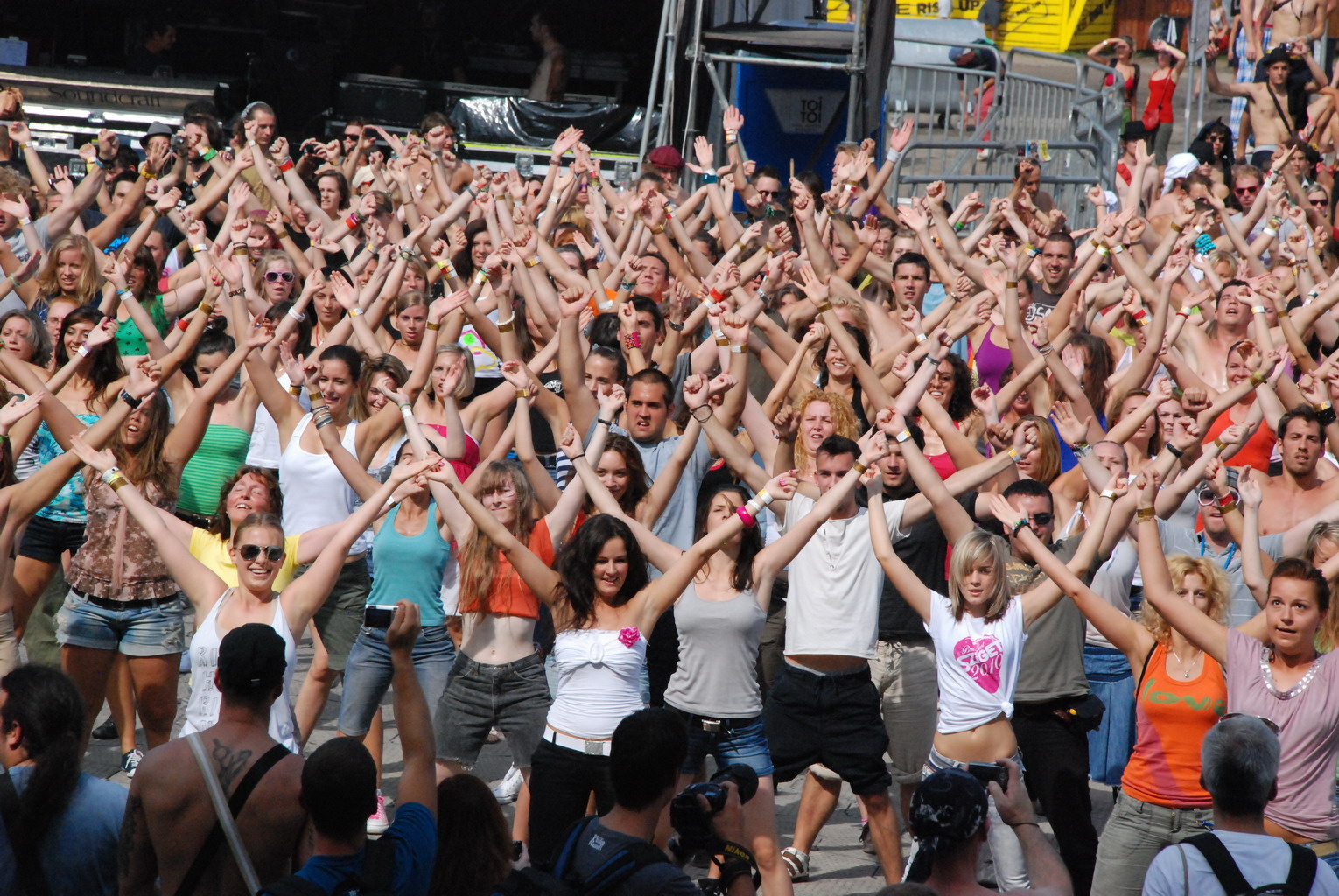 Vodafone "flashmob"