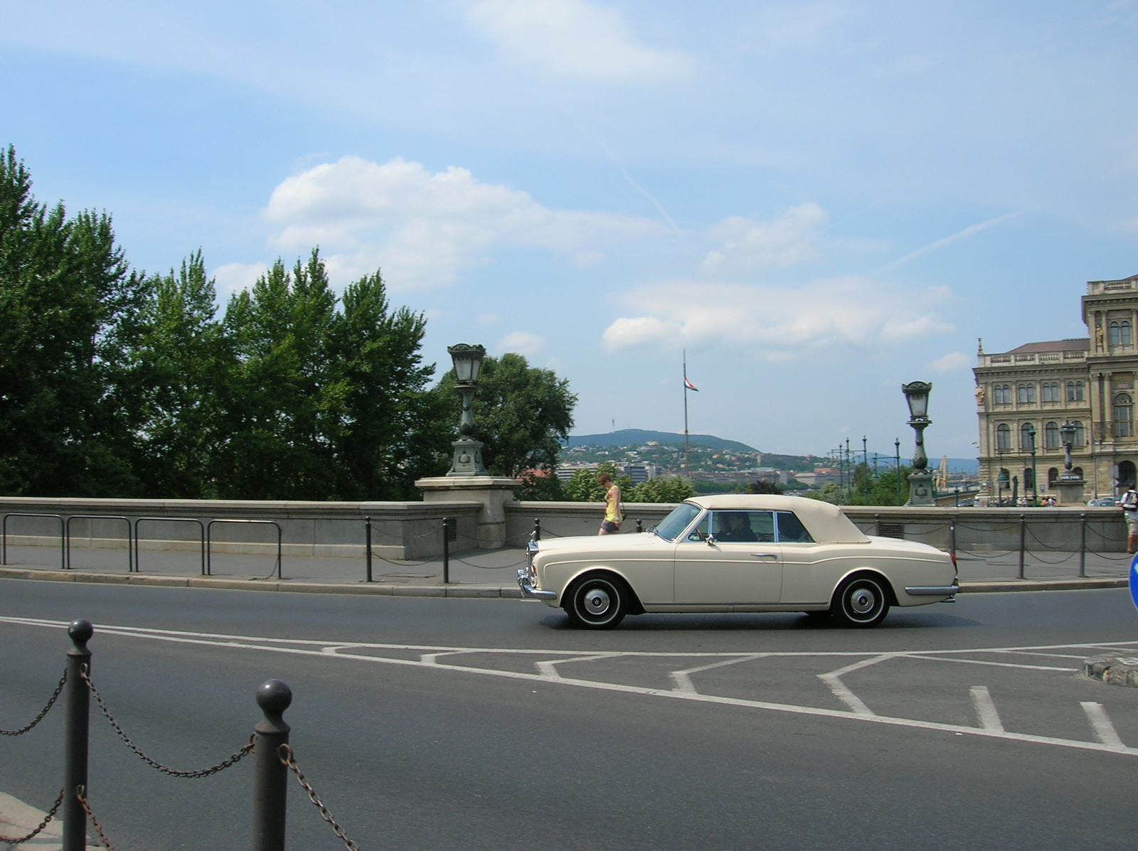 Rolls-Royce Corniche