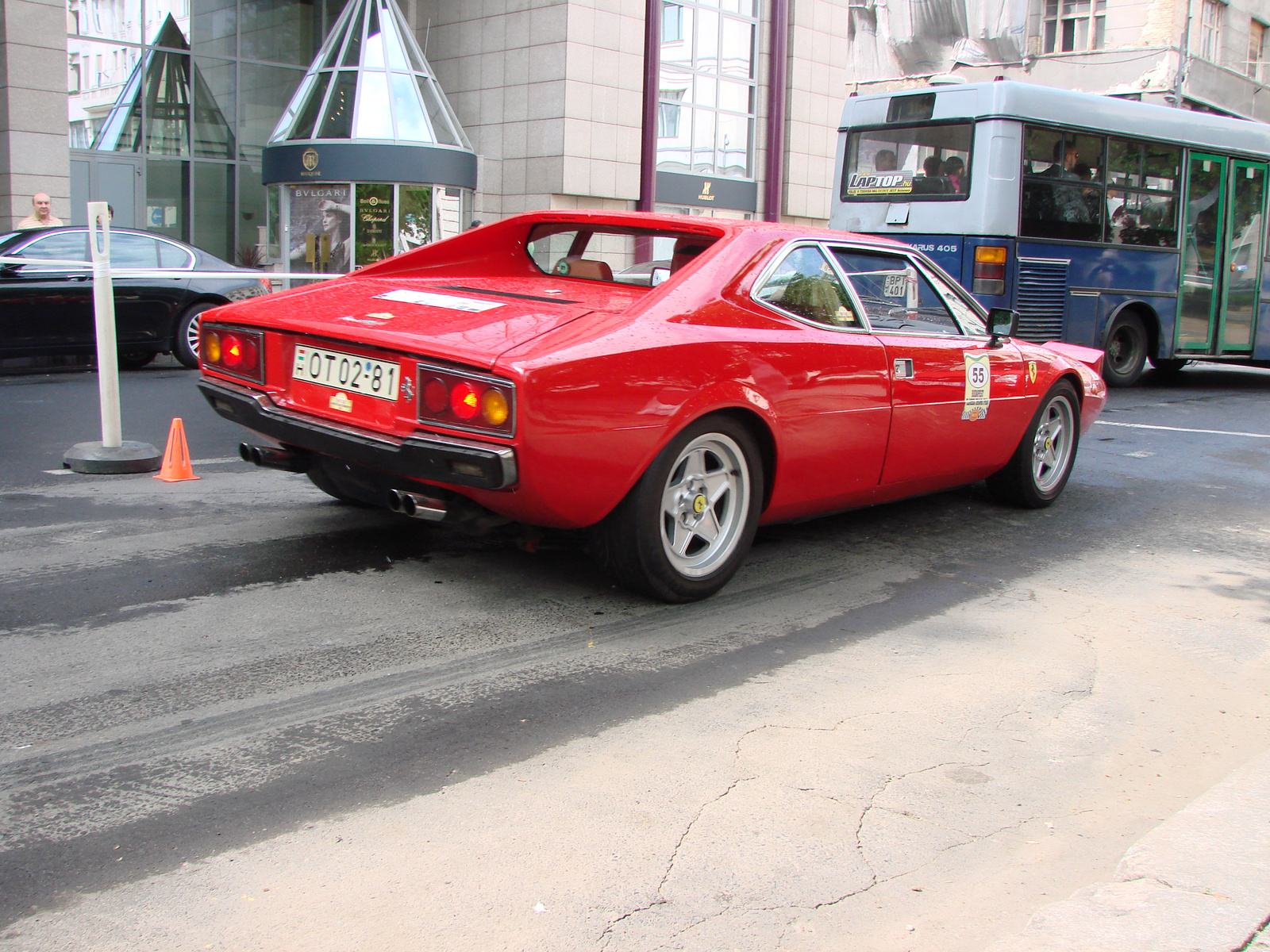 Ferrari 308 GT4 Dino