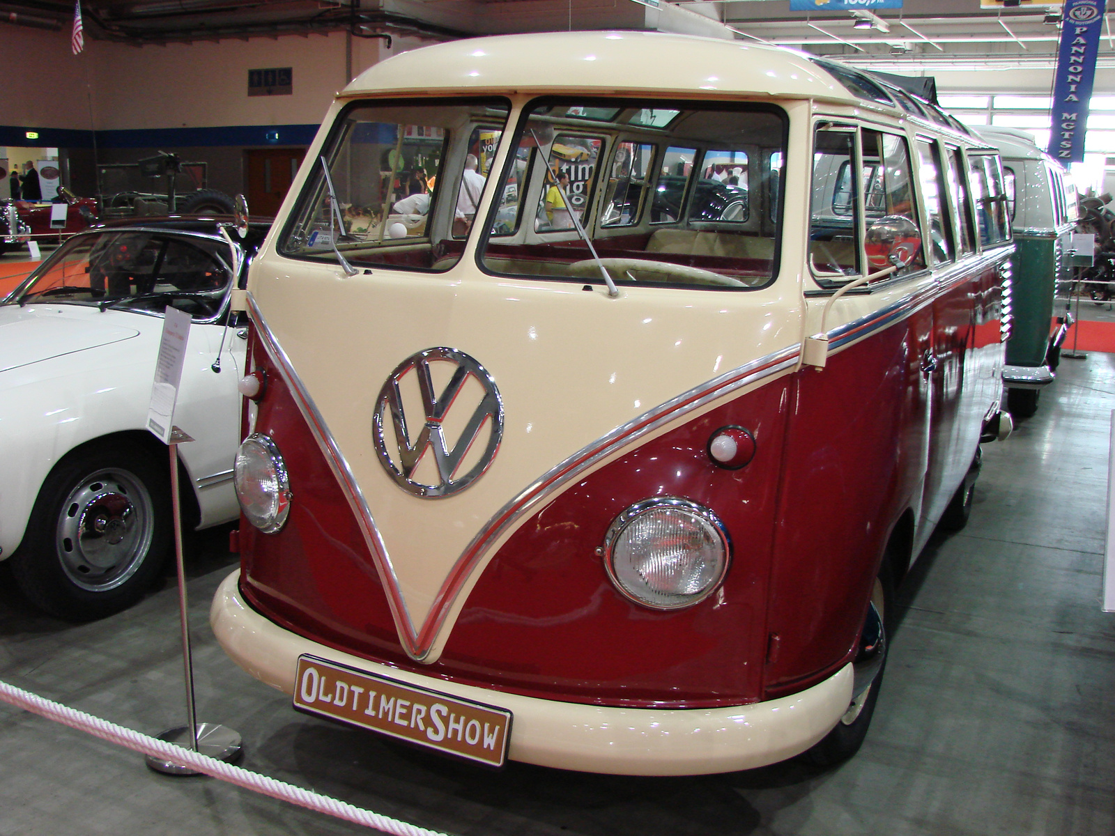Volkswagen Samba bus