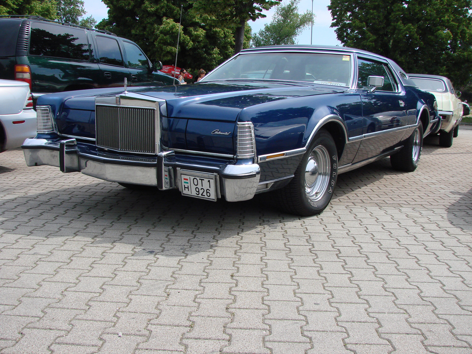 Lincoln Continental Mk V