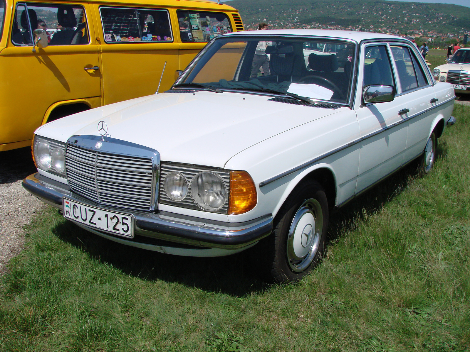 Mercedes-Benz 300D