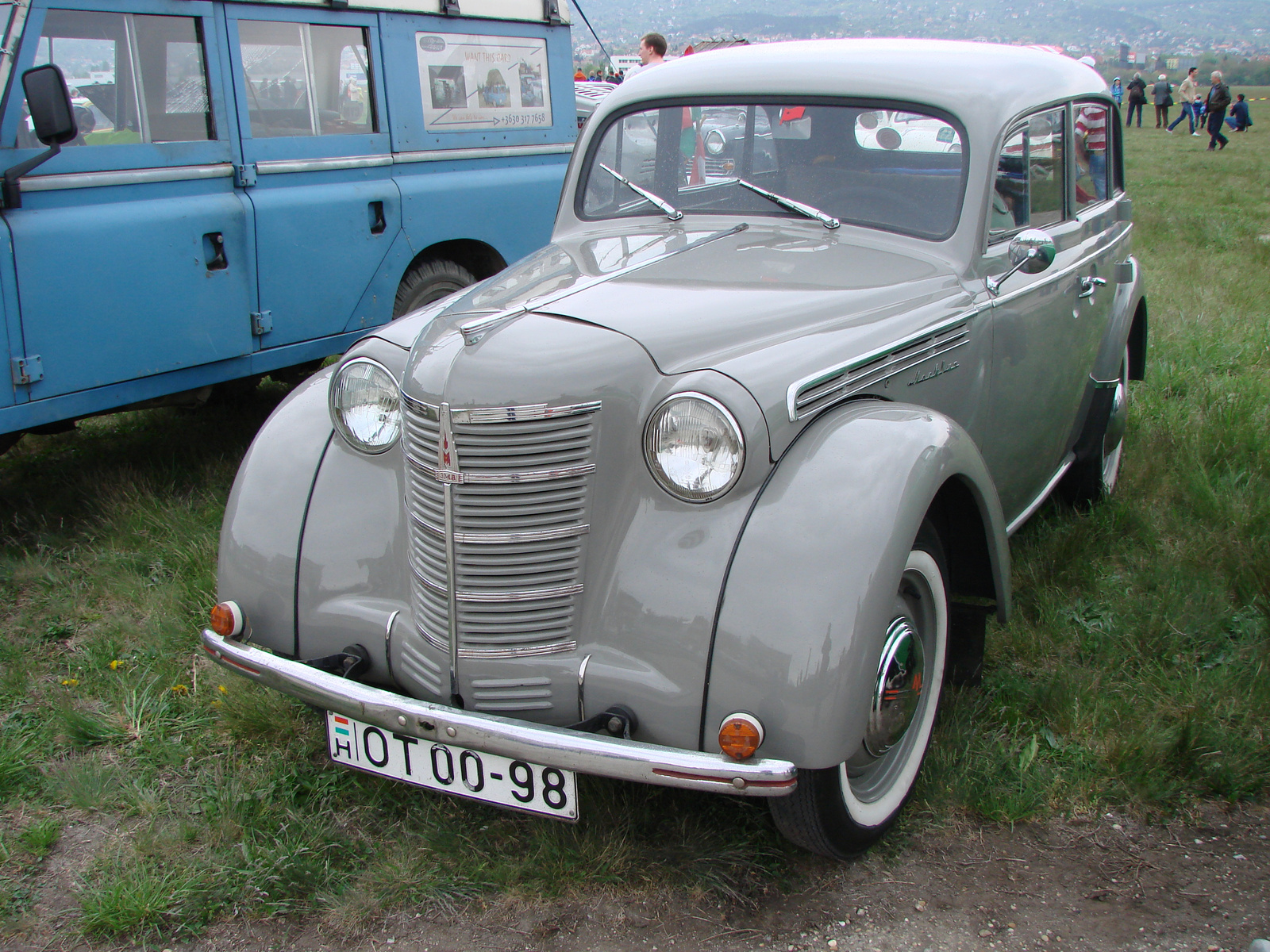 Moskvitch 400