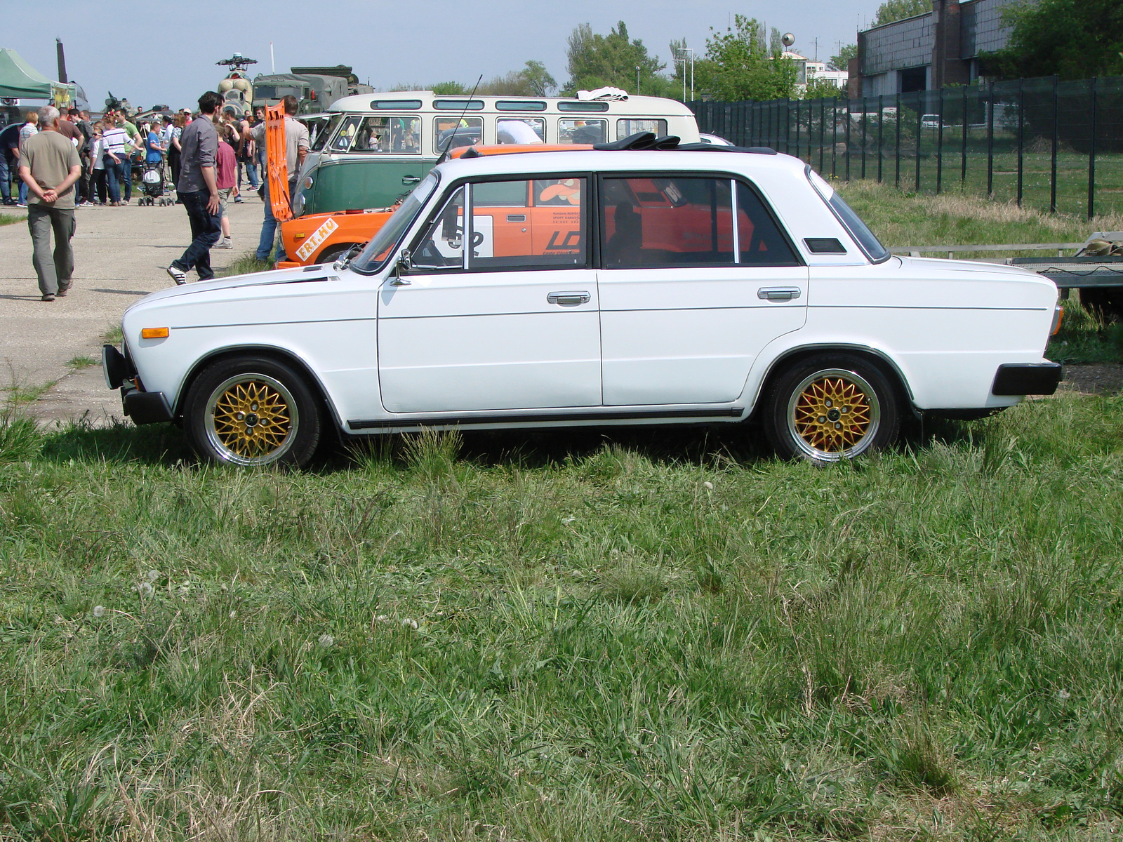 Lada 1600