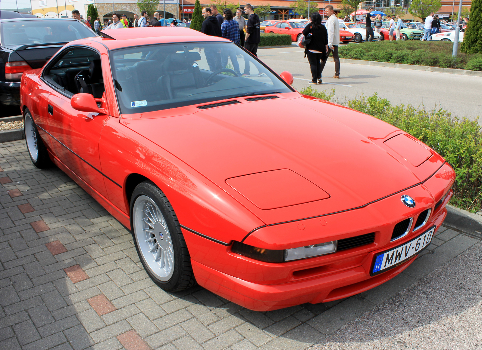 BMW 850i