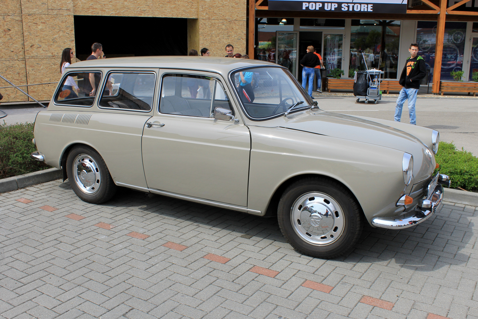 Volkswagen 1600 Variant