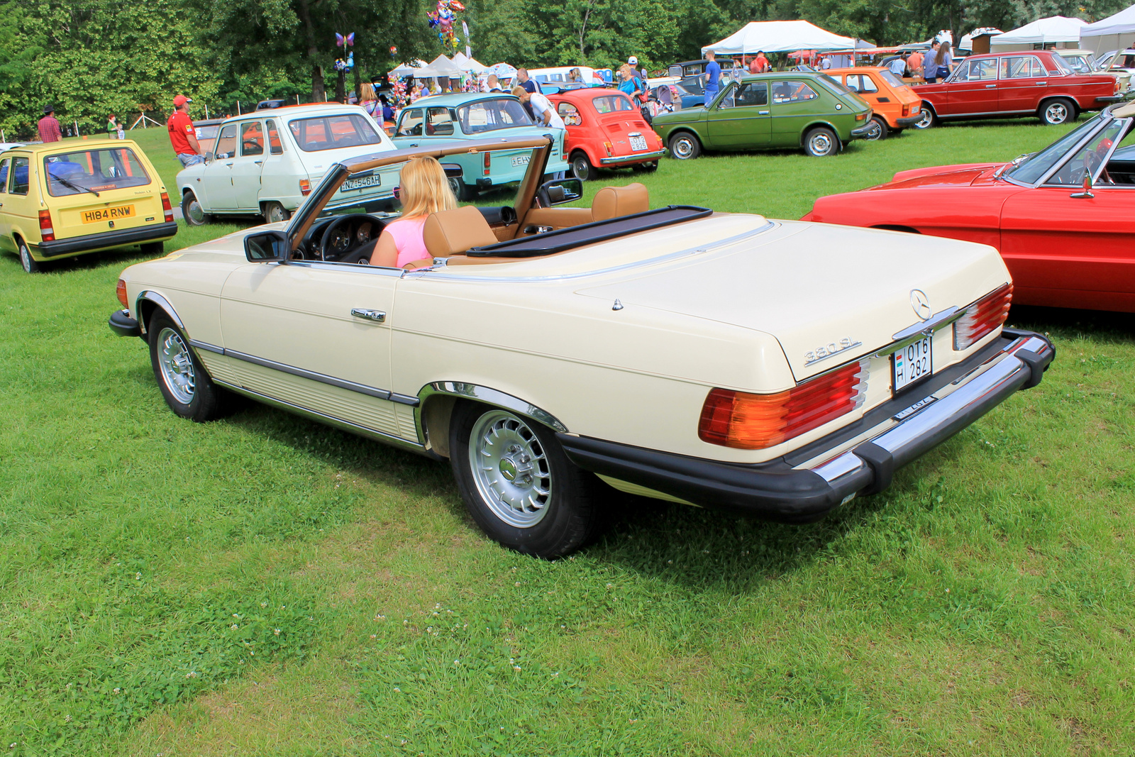 Mercedes-Benz 380 SL