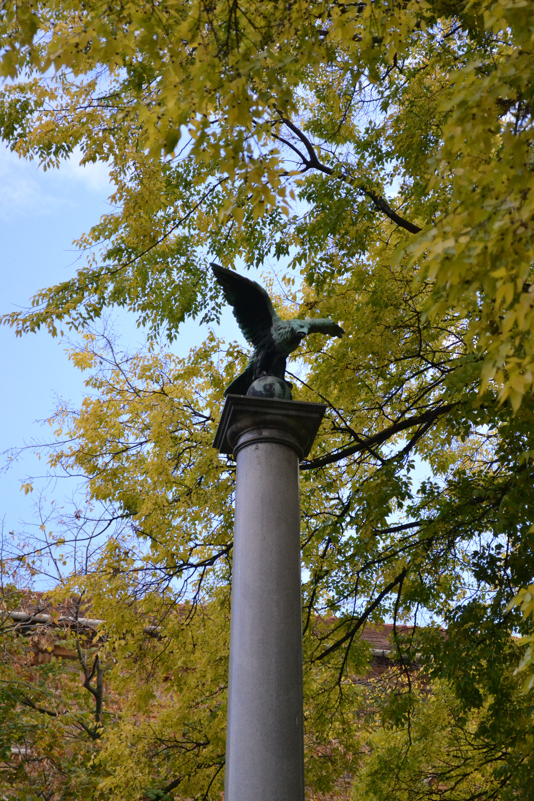 Emlék - Turul szobor -Szeged