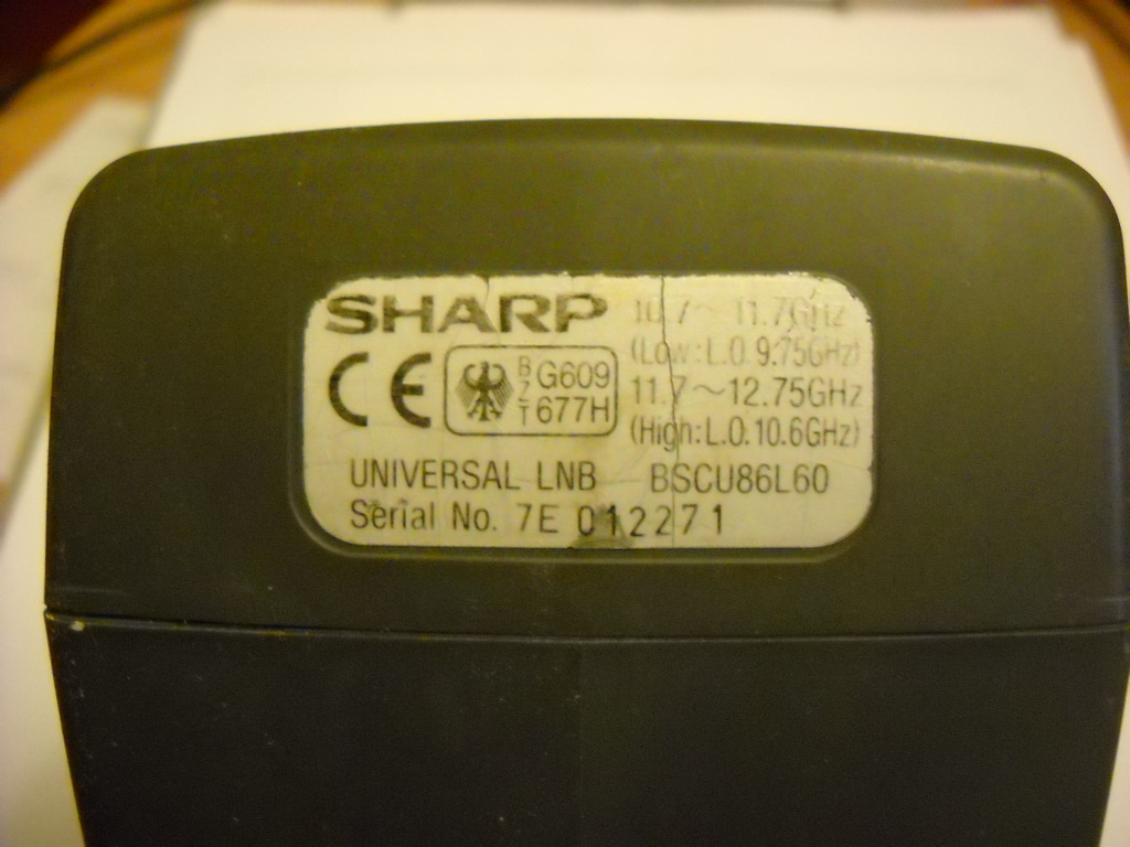 sharp fej 001