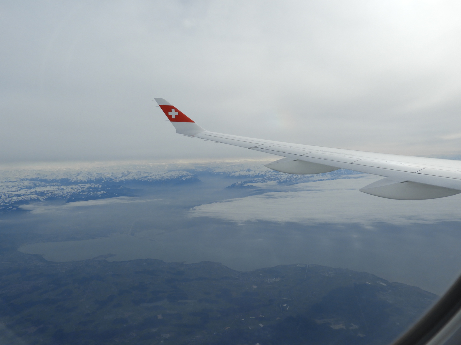 Kis felhő a Zürichi-tó felett