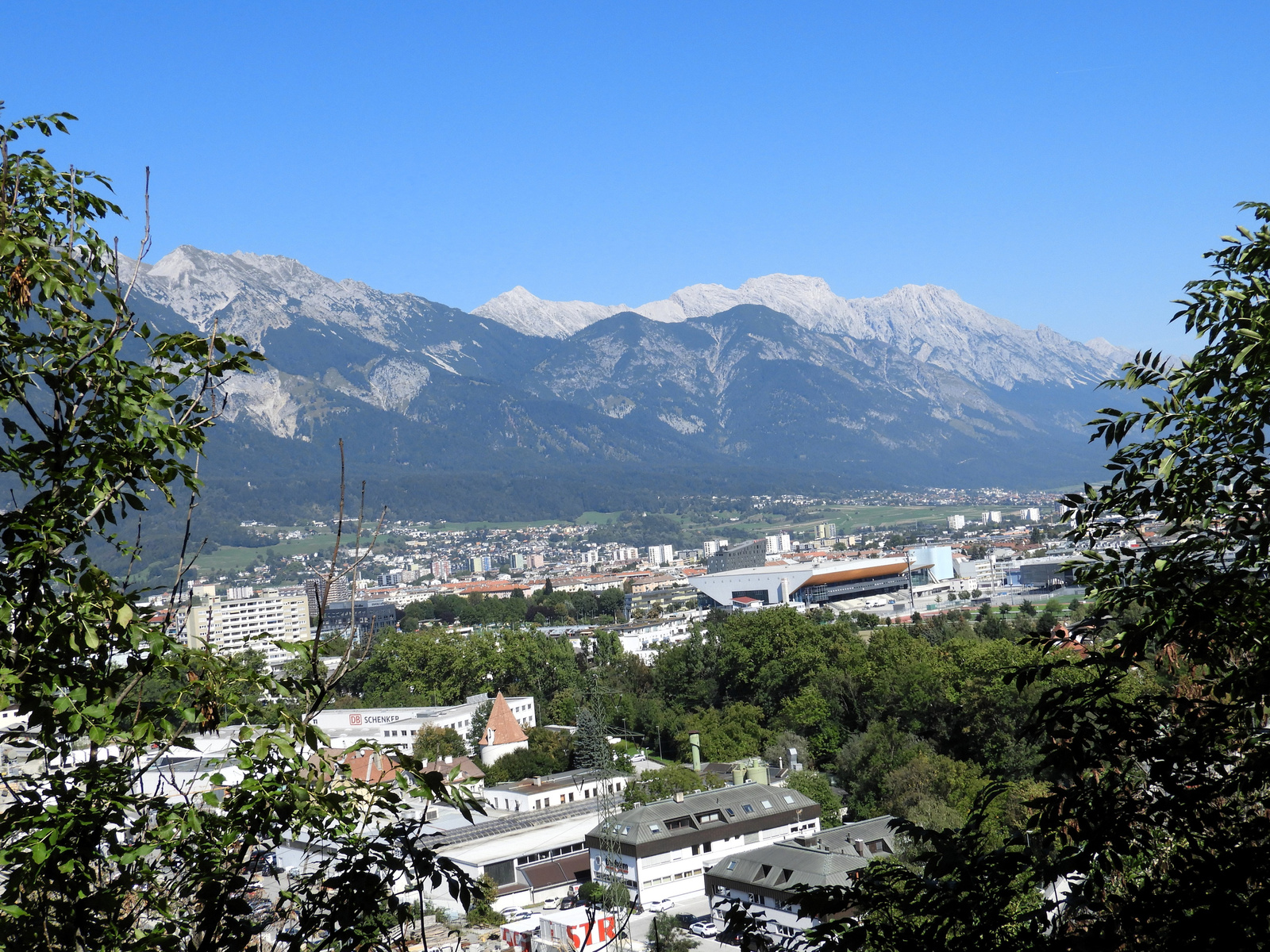 Kilátás a Tiroli Panorámáról