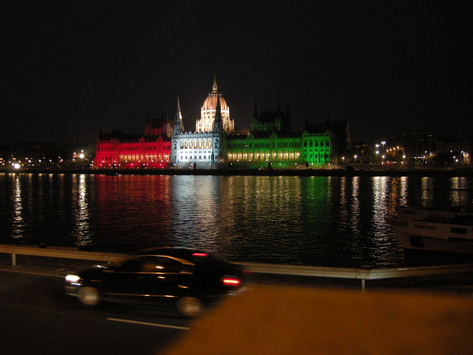 Parlament 2009.október