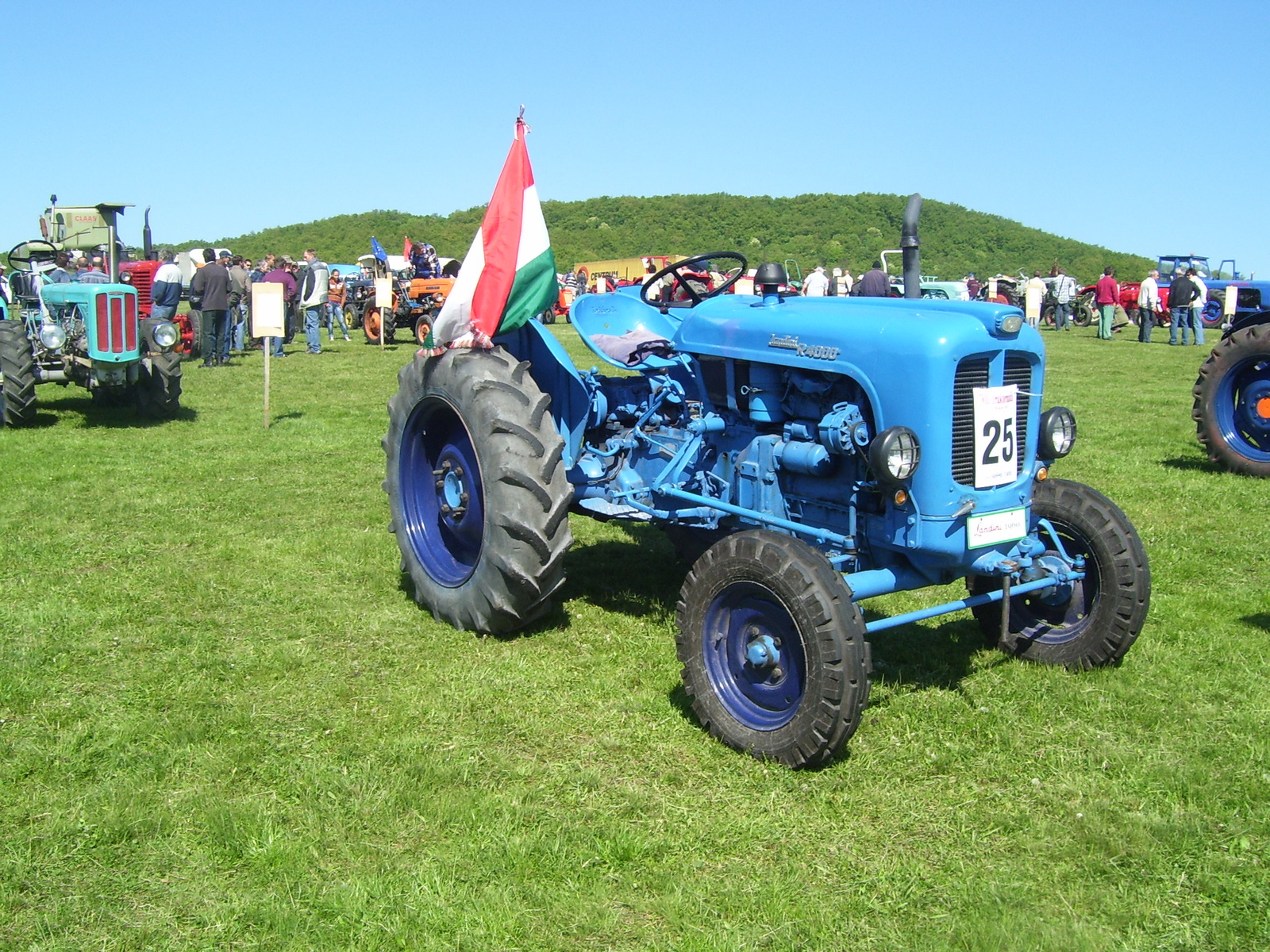 bokor traktormajális 045