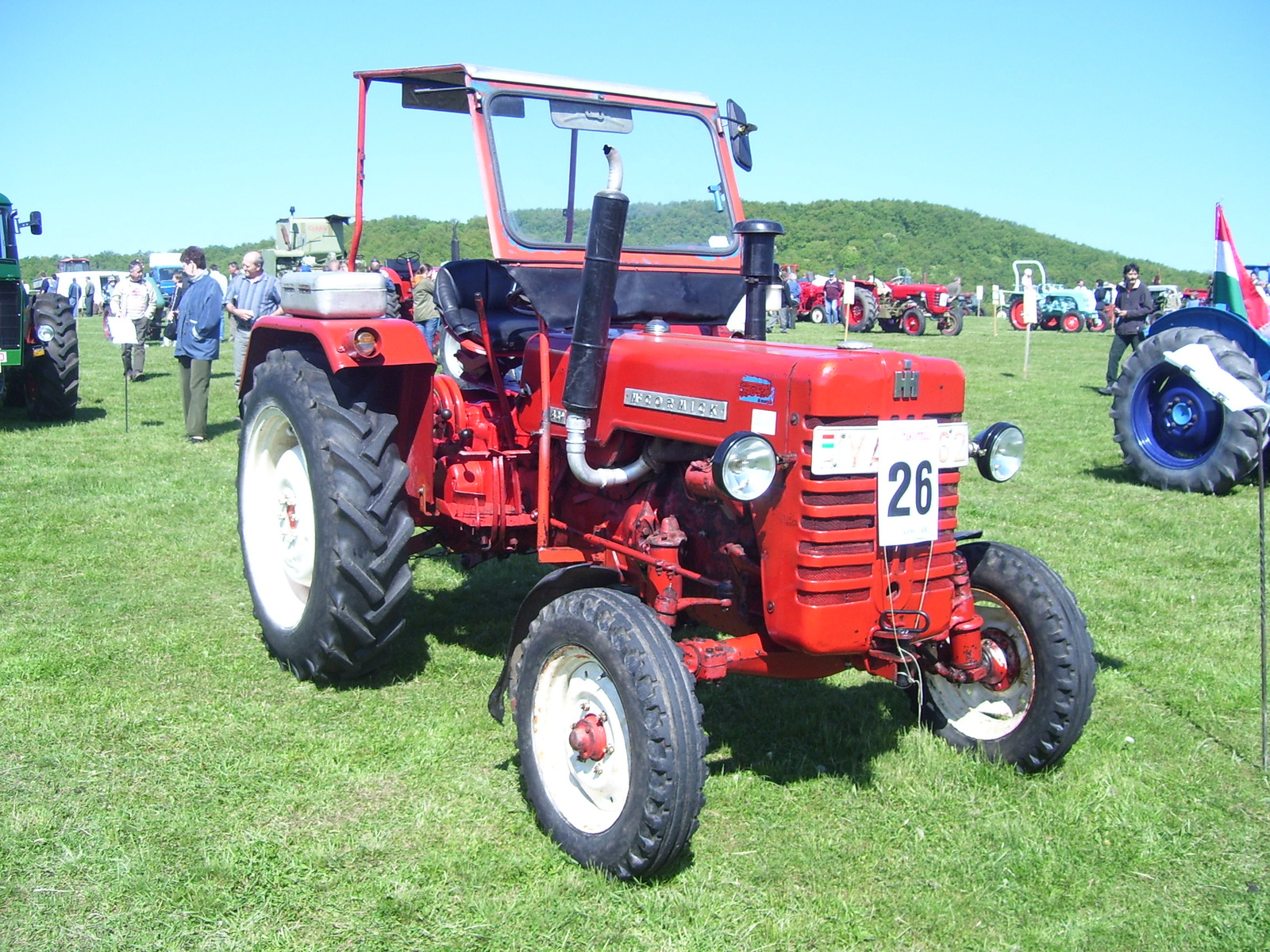 bokor traktormajális 047