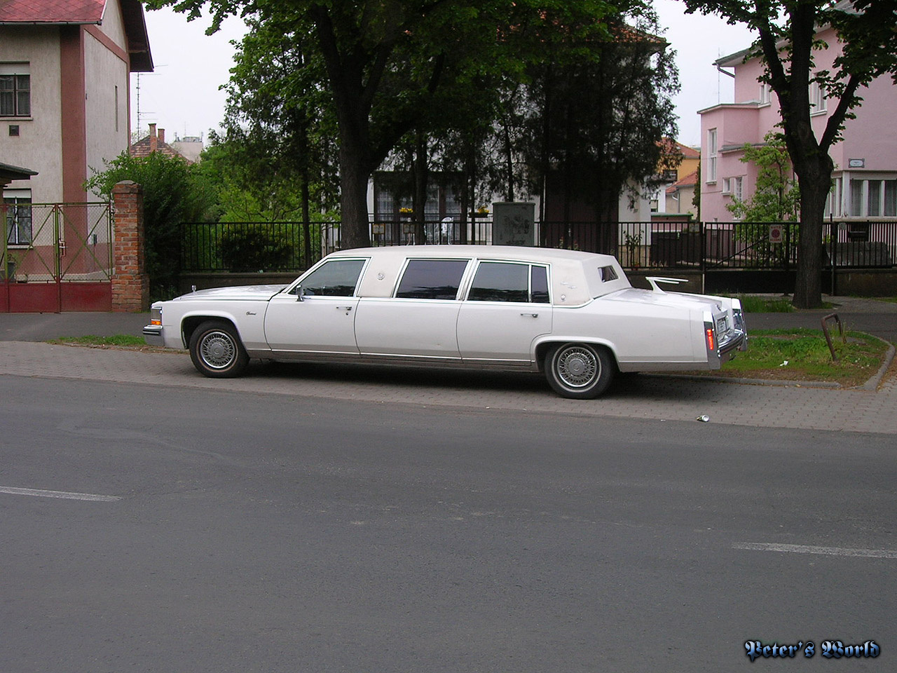 Cadillac Fleetwood Limousine