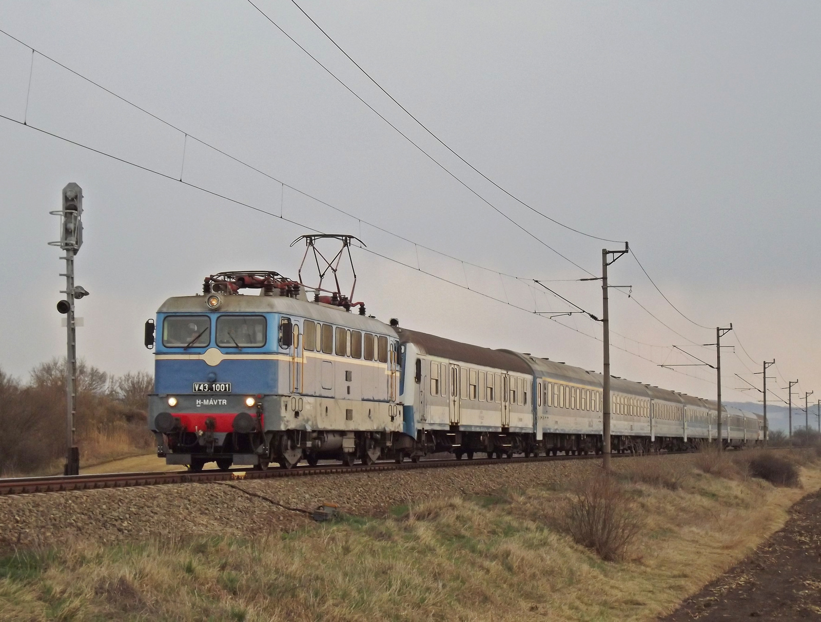 431 001 / V43 1001 /